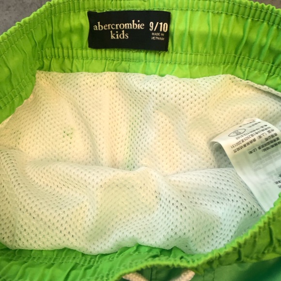 Abercrombie boys Swim - Picture 4 of 6
